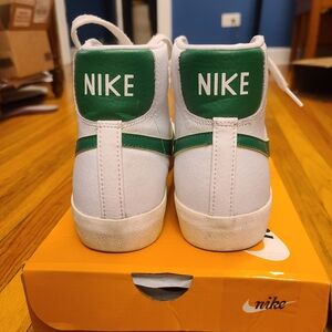 Nike Blazers Mid 77